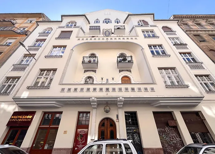 Vesta * Budapest
